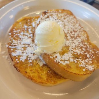 Cracker Barrel - Breakfast & Brunch Near Me - Denver, Colorado
