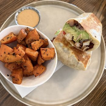 Blue Daisy Melrose - Chipotle chicken wrap with sweet potatoes subbed for the salad. There was an up charge for the substitution. - Breakfast & Brunch Near Me - Los Angeles, California Blue Daisy Melrose - Chipotle chicken wrap with sweet potatoes subbed for the salad. There was an up charge for the substitution. - Breakfast & Brunch Near Me - Los Angeles, California