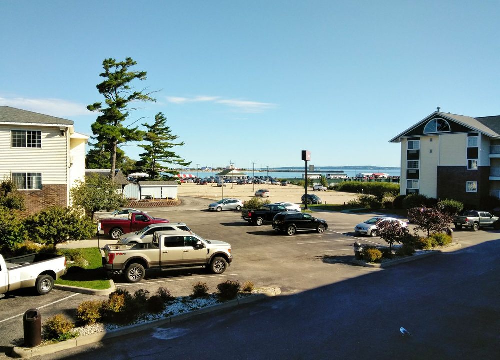 CLARION HOTEL BEACHFRONT 142 Photos & 106 Reviews Hotels 905 S