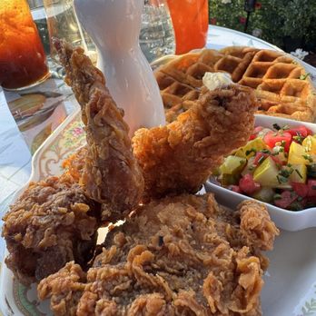 Mama Green's - Chicken and waffles - Southern Near Me Mama Green's - Chicken and waffles - Southern Near Me
