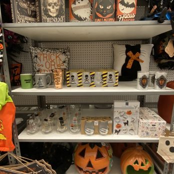 Tuesday Morning - Discount Store Near Me - Mesa, Arizona Tuesday Morning - Discount Store Near Me - Mesa, Arizona