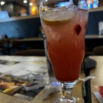 Buffalo Wild Wings - Strawberry lemonade - Chicken Wings Near Me - Sandy, Utah