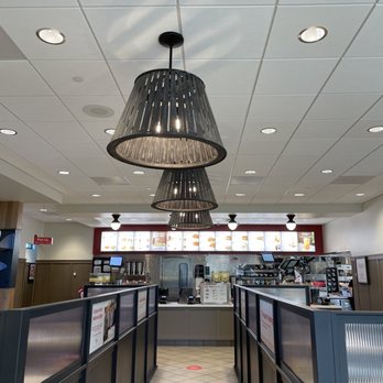 Chick-fil-A - ows the interior of a fast food restaurant - Fast Food Near Me - Oak Ridge, Tennessee