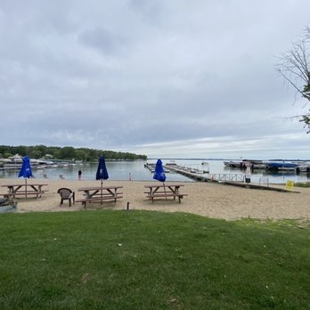 Pettit's Lakeview Bar and grill - Lakefront views from our table - Sports Bars Near Me - Milton, Wisconsin Pettit's Lakeview Bar and grill - Lakefront views from our table - Sports Bars Near Me - Milton, Wisconsin
