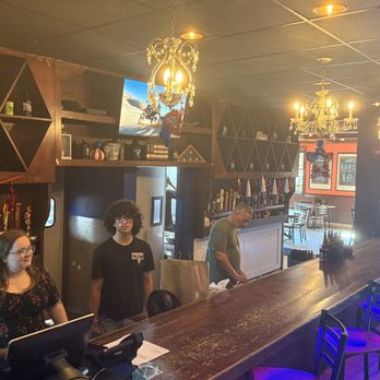 County Grill & Smokehouse - Barbeque Near Me - Hampton, Virginia