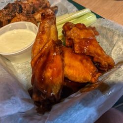 Tower Bar & Grill - Teriyaki wings