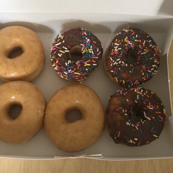 Best Donuts - So yummmmy, unfortunately due to the humidity the chocolate already started melting one of the chocolate sprinkles. Still delicious! - Donuts Near Me - Pearland, Texas Best Donuts - So yummmmy, unfortunately due to the humidity the chocolate already started melting one of the chocolate sprinkles. Still delicious! - Donuts Near Me - Pearland, Texas