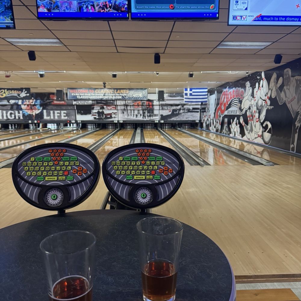 Classic Lanes Greenfield - Bowling Near Me - Milwaukee, Wisconsin Classic Lanes Greenfield - Bowling Near Me - Milwaukee, Wisconsin