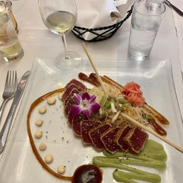 Sashimi tuna