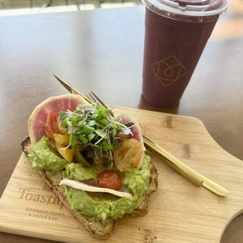 Toastique - Avocado Smash Toast and smoothie - Juice Bars & Smoothies Near Me - Sarasota, Florida