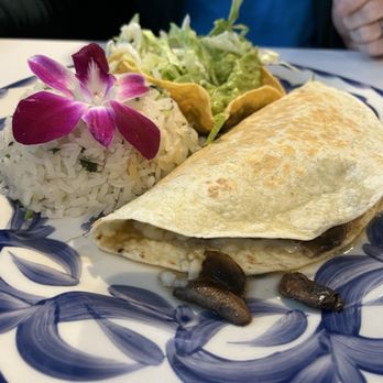 Azul Tequila Mexican Restaurant - Spinach Quesadillas WITH mushrooms spilling out - New Mexican Cuisine Near Me - Ocala, Florida Azul Tequila Mexican Restaurant - Spinach Quesadillas WITH mushrooms spilling out - New Mexican Cuisine Near Me - Ocala, Florida