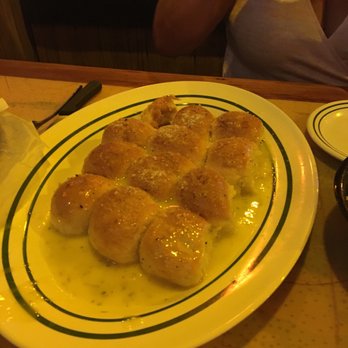 Flanigan's - Coconut Grove - Garlic rools - Seafood Near Me - Coconut Grove, Florida