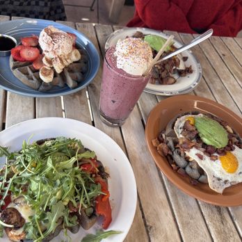 The Hidden Kitchen - Monterey mushroom, fiscalini fruit, two sunrises, and one valentines weekend special drink ! - Juice Bars & Smoothies Near Me - Cayucos, California