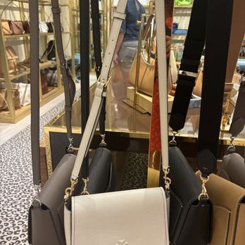 Tory Burch Outlet - Fashion Near Me - Sunrise, Florida Tory Burch Outlet - Fashion Near Me - Sunrise, Florida