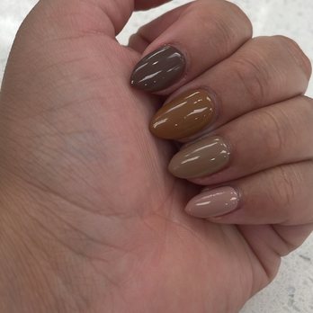 Nails 4 U & Spa - Nail Salons Near Me - Fullerton, California