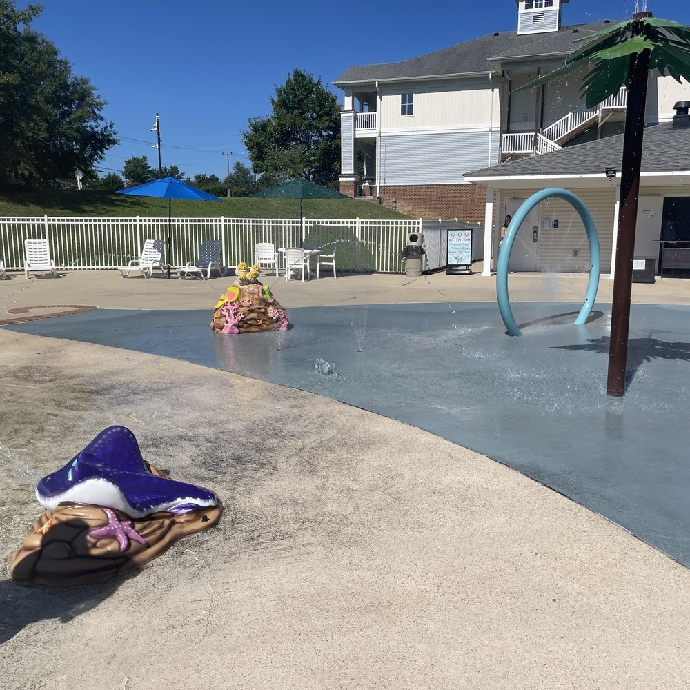 Parkside Resort by Kees Vacation - Resorts Near Me - Williamsburg, Virginia