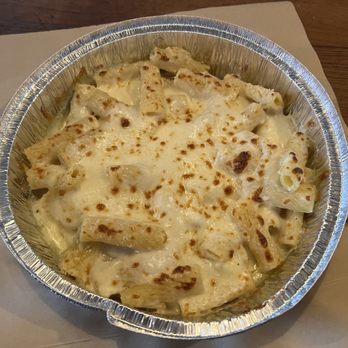 Atwoods Pizza Cafe - Creamy Alfredo. - Pizza Near Me - Atlanta, Georgia Atwoods Pizza Cafe - Creamy Alfredo. - Pizza Near Me - Atlanta, Georgia