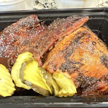 Briskets BBQ Shack & Grill - Barbeque Near Me - Oviedo, Florida