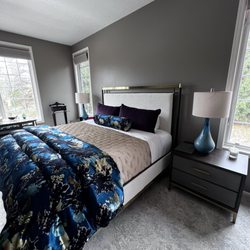 ShaSha Interiors - Primary bedroom go a total revamp -Carpet -Furniture -custom Duvet Cover -Table Lamps -Window Shades -Wall Color