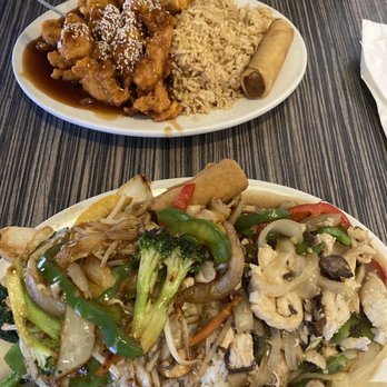 Asia Kitchen - Single Plate Sesame Chicken Vegetable Spring Rolls And Lunch Combination Plate with Stir Fried Vegetables, Ginger Chicken & steamed rice. - Chinese Near Me - San Antonio, Texas Asia Kitchen - Single Plate Sesame Chicken Vegetable Spring Rolls And Lunch Combination Plate with Stir Fried Vegetables, Ginger Chicken & steamed rice. - Chinese Near Me - San Antonio, Texas