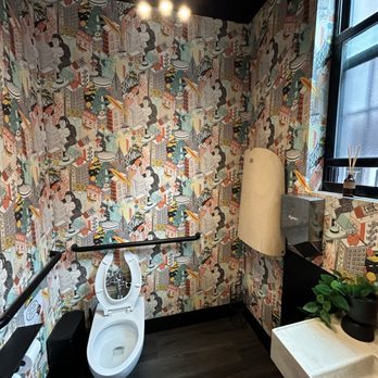Elm Roastery - Bathroom - Coffee Roasteries Near Me - Elmhurst, New York