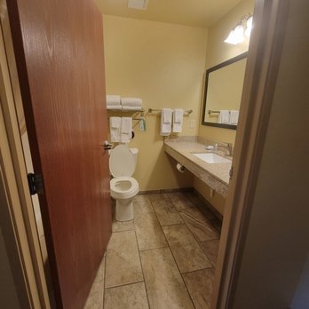 Cobblestone Inn & Suites - Altamont - Hotels Near Me - Altamont, Illinois Cobblestone Inn & Suites - Altamont - Hotels Near Me - Altamont, Illinois