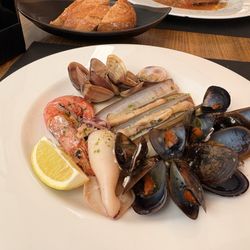 Xibarri - Seafood plate