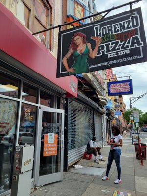 Lorenzo and Sons Pizza by null