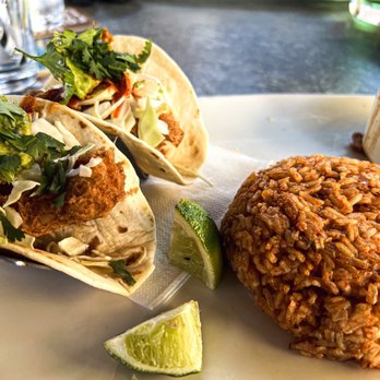 Yard House - Baja Tacos - Bars Near Me - Long Beach, California