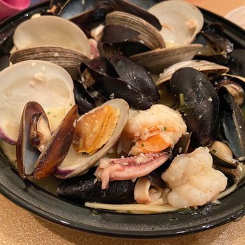 New Wave Seafood - clams and shrimp in a bowl - Seafood Near Me - Wantagh, New York New Wave Seafood - clams and shrimp in a bowl - Seafood Near Me - Wantagh, New York