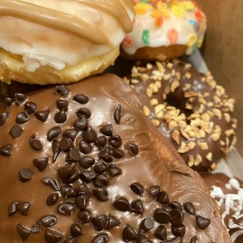 Friendly Donuts - Donuts Near Me - Orange, California Friendly Donuts - Donuts Near Me - Orange, California