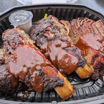 Jack Stack Barbecue - Freight House - Brisket and beef ribs at Jack Stack Barbecue - Freight House, KCMO - Barbeque Near Me - Kansas City, Missouri