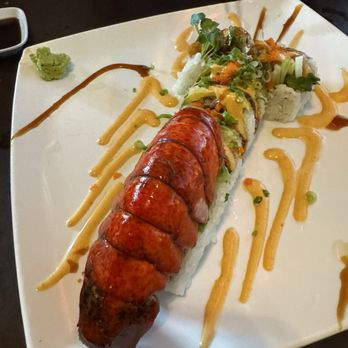 Umi Sushi - Sushi Bars Near Me - Roseville, California