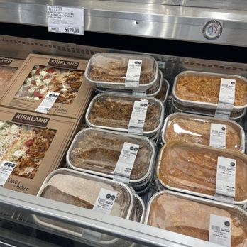 Costco - Flatbread and marinated shredded chicken - Department Stores Near Me - Ensenada, BCN