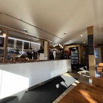 Coffee ME Up - Inside - Coffee & Tea Near Me - Portland, Maine Coffee ME Up - Inside - Coffee & Tea Near Me - Portland, Maine