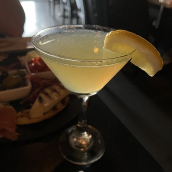 SFIZIO Italian Kitchen - Lemony Cocktail - Italian Near Me - Phoenix, Arizona SFIZIO Italian Kitchen - Lemony Cocktail - Italian Near Me - Phoenix, Arizona