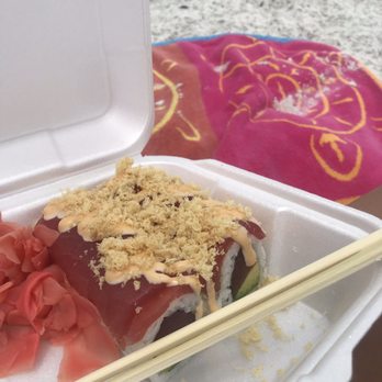 Basil Leaf - weezer roll - Sushi Bars Near Me - St. Pete Beach, Florida