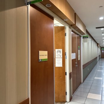 Ryu Physical Therapy, PC - Entrance - Physical Therapy Near Me - Los Angeles, California Ryu Physical Therapy, PC - Entrance - Physical Therapy Near Me - Los Angeles, California