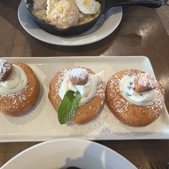 Hash Kitchen - Cannoli Donuts * - New American Near Me - Peoria, Arizona
