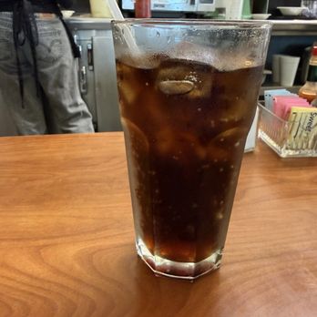 Henri's - Pretty giant soft drink. - Diners Near Me - Canoga Park, California Henri's - Pretty giant soft drink. - Diners Near Me - Canoga Park, California