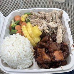 Plate lunch w/ Large - Kilauea Chicken, Classic - Luau Pig, veggies, & pineapple