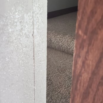 Lemel Homes - a crack in the wall of a room - General Contractors Near Me - Milwaukee, Wisconsin