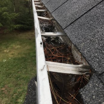 Ned Stevens Gutter Cleaning - *After* the cleaning - Gutter Services Near Me - Winchester, Massachusetts Ned Stevens Gutter Cleaning - *After* the cleaning - Gutter Services Near Me - Winchester, Massachusetts