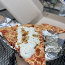 Chicken Ranch " Pizza