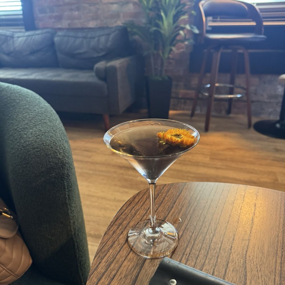 Altitude Cocktails - Wine Bars Near Me - Duluth, Minnesota Altitude Cocktails - Wine Bars Near Me - Duluth, Minnesota