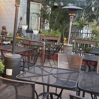 Siam Thai Restaurant - Outside Seating - Thai Near Me - Morgan Hill, California