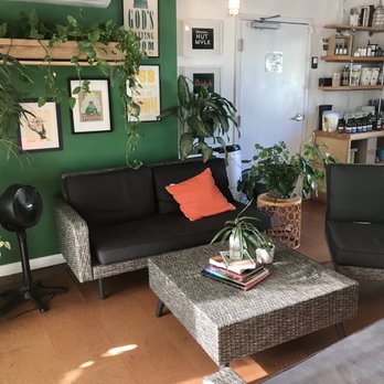 Squeeze Juice Works - Cute spot, just don't try their coffee. - Juice Bars & Smoothies Near Me - St Petersburg, Florida Squeeze Juice Works - Cute spot, just don't try their coffee. - Juice Bars & Smoothies Near Me - St Petersburg, Florida
