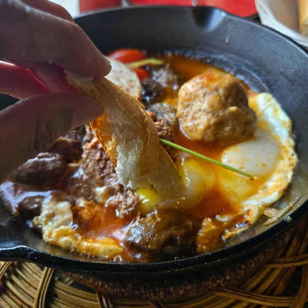 Saigon Oi - Vietnamese Near Me - Sacramento, California