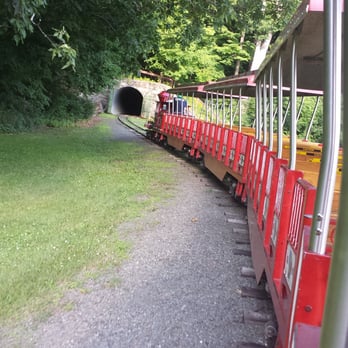 Look Memorial Park - The train - Playgrounds Near Me - Northampton, Massachusetts
