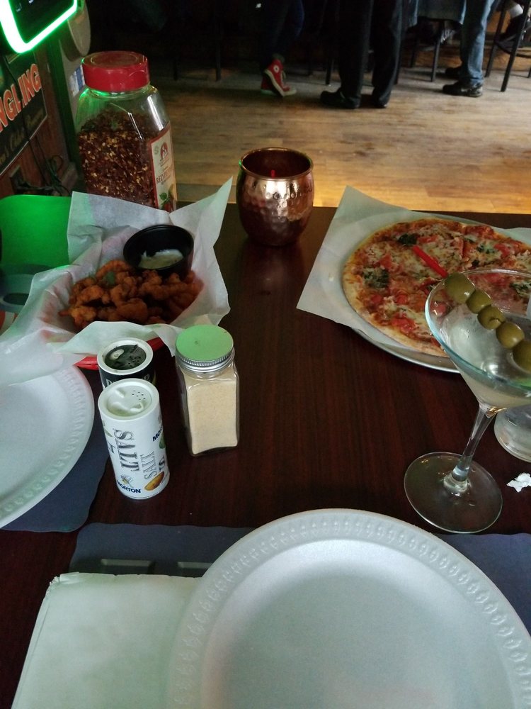 IRISH WHISPER PUBLIC HOUSE 18 Reviews 112 Windermere Ave, Greenwood